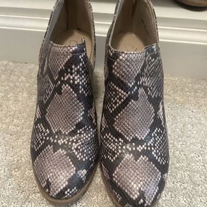 Carlos by Carlos Santana snake print ankle boots